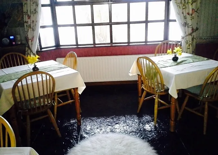 Barkers Guest house 4*